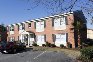 Lakewood at Surfside Apartamentos