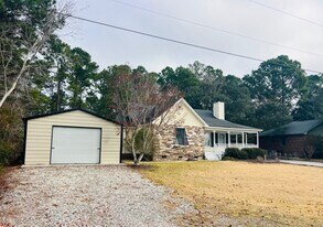 208 Elmhurst Rd in Wilmington, NC - Building Photo