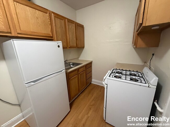 120 Brainerd Rd, Unit 109-2