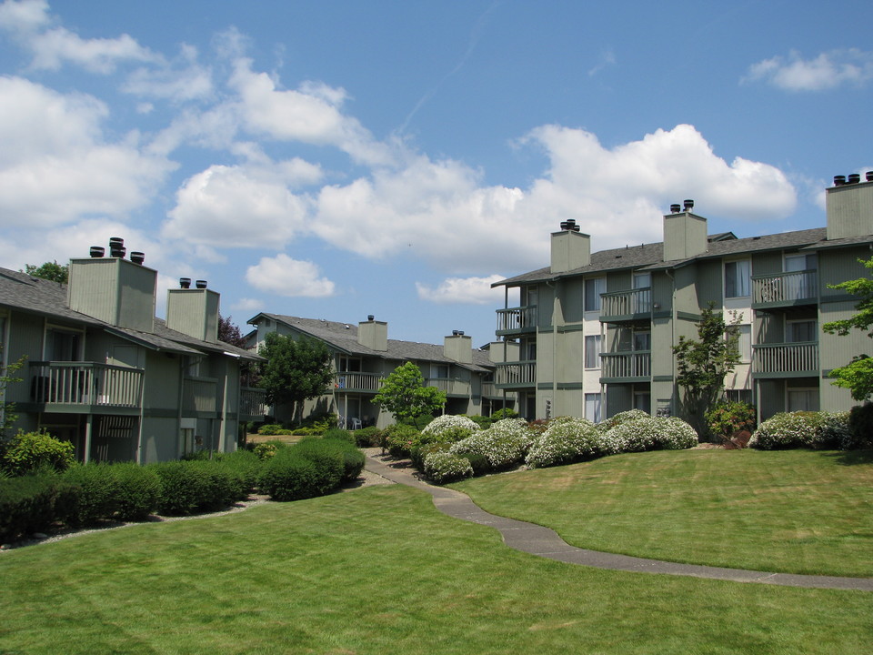 Kentbrook Apartments in Kent, WA - Building Photo