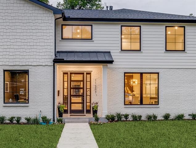 11207 Dwarfs Cir in Dallas, TX - Building Photo - Building Photo