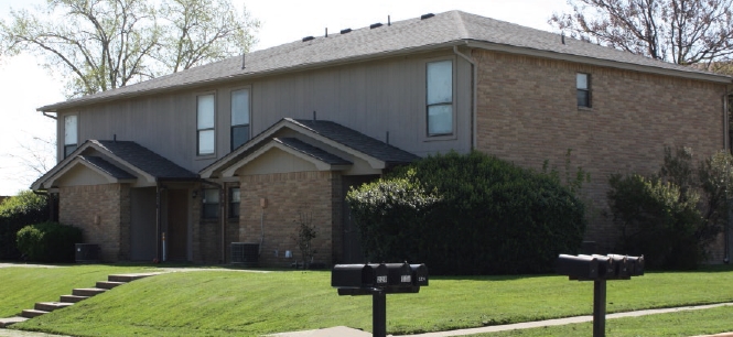 Four-Plex in Benbrook, TX - Building Photo