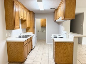 716-716 Stribling Cir in Azle, TX - Building Photo - Building Photo