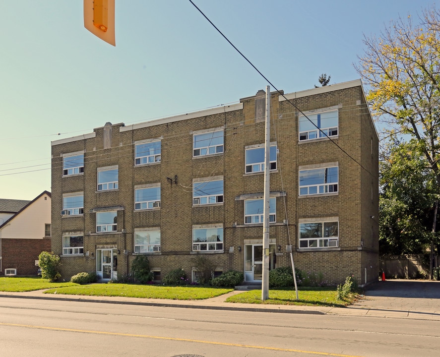 1430 King St E in Hamilton, ON - Building Photo