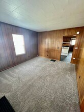 305 E Ellsworth St in Columbia City, IN - Building Photo - Building Photo