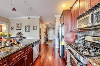 2222 W Belmont Ave in Chicago, IL - Building Photo - Building Photo