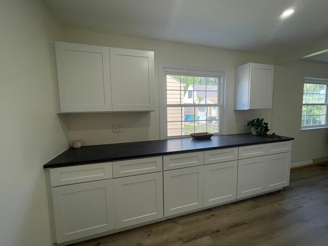 334 Chase Rd in Columbus, OH - Building Photo - Building Photo