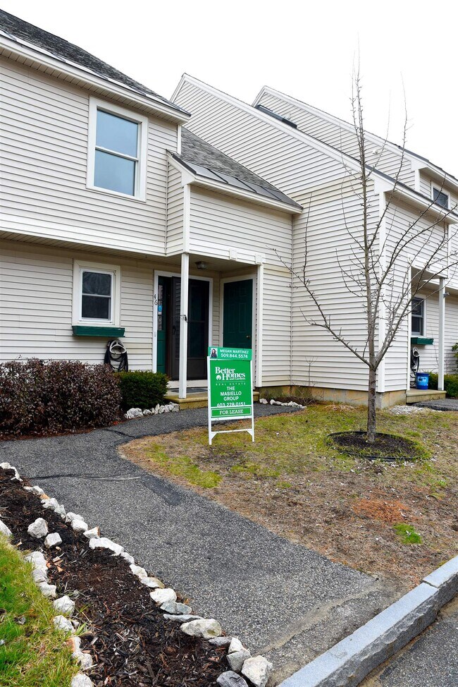129 Fisherville Rd in Concord, NH - Foto de edificio - Building Photo