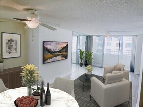 111 Briny Ave in Pompano Beach, FL - Building Photo - Building Photo