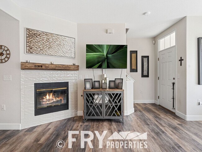 16108 E Geddes Dr in Aurora, CO - Building Photo - Building Photo
