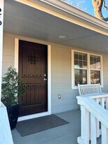 2611 Peninsula Dr in Grapevine, TX - Building Photo