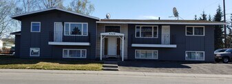 4324 Thompson Ave, Unit 1 in Anchorage, AK - Building Photo