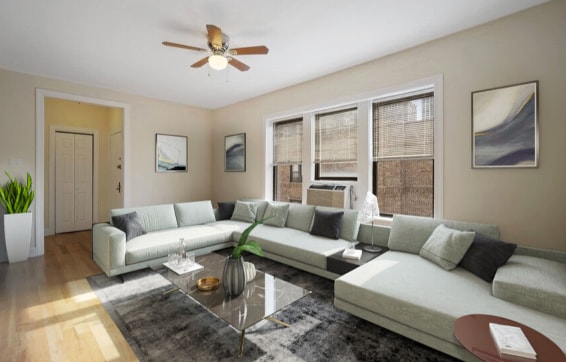 3726 N Pine Grove Ave, Unit E1 in Chicago, IL - Building Photo - Building Photo