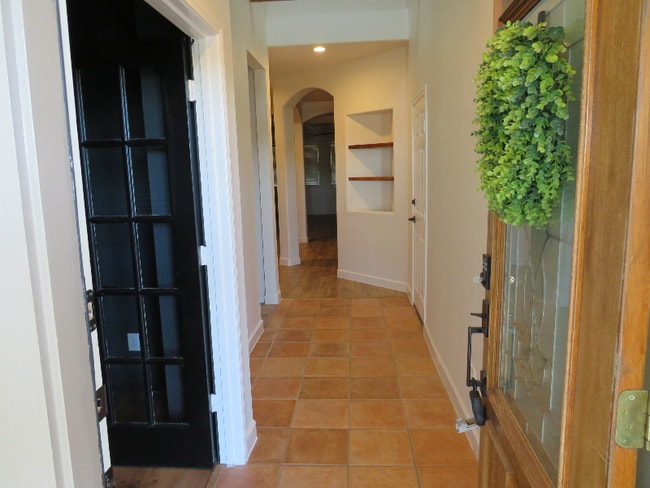 137 Conway Castle Dr in New Braunfels, TX - Building Photo - Building Photo