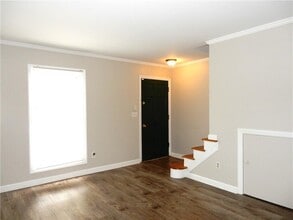 3089 Colonial Way in Atlanta, GA - Building Photo - Building Photo