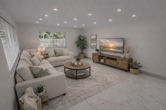 44 SW 13th St, Unit 44 in Dania Beach, FL - Building Photo - Building Photo