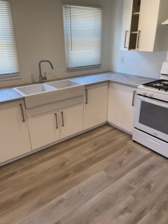 1488 W 51st St in Los Angeles, CA - Building Photo