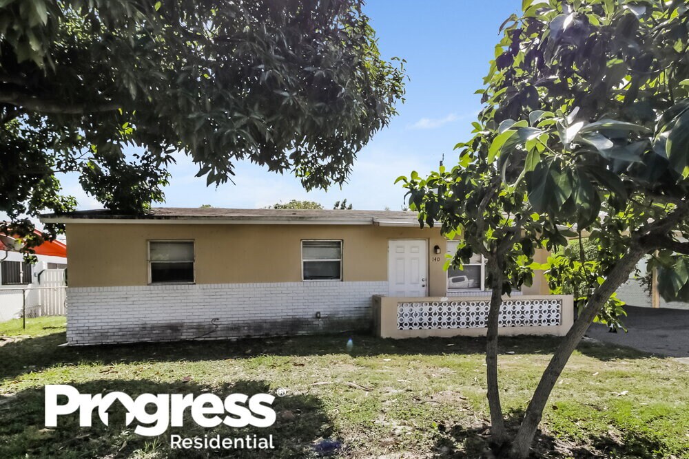 140 NE 23rd Ct in Pompano Beach, FL - Building Photo
