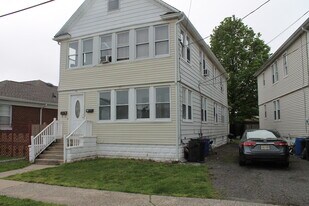 67 Edgar St in Carteret, NJ - Building Photo