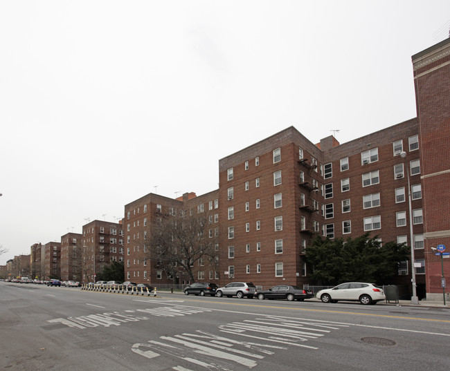 Oceana Apartments in Brooklyn, NY - Foto de edificio - Building Photo