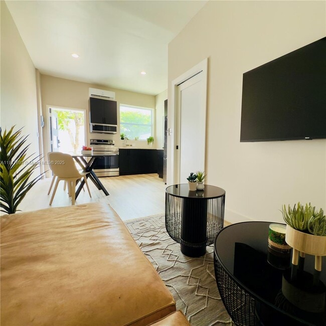 220 NW 126th St in North Miami, FL - Building Photo - Building Photo