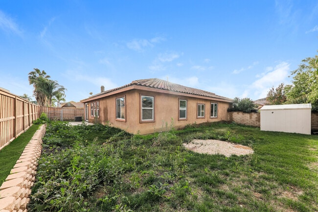 1060 Indiangrass Dr in Hemet, CA - Building Photo - Building Photo