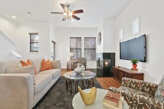 4230 Travis St in Dallas, TX - Building Photo - Building Photo