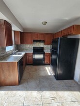 15 Lawrence Ct in Sicklerville, NJ - Building Photo - Building Photo