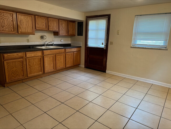 3143 Grasmere Ave in Columbus, OH - Building Photo - Building Photo