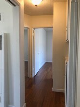 90 N Dunning St in Ventura, CA - Foto de edificio - Building Photo