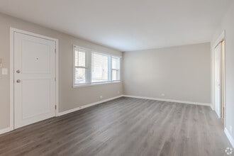 8531 W Gregory St, Unit 1 in Chicago, IL - Building Photo - Building Photo