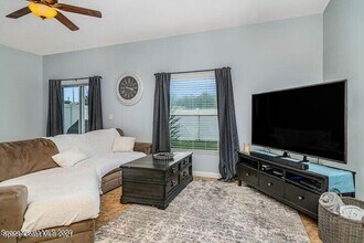 2545 Revolution St in Melbourne, FL - Building Photo - Building Photo