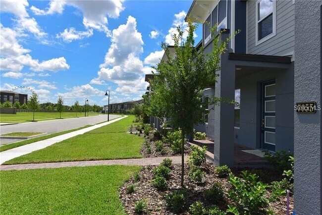 7055 Carrickbend Ln in Orlando, FL - Building Photo - Building Photo
