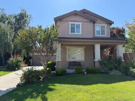 1237 Crossroads Ct in Tracy, CA - Building Photo