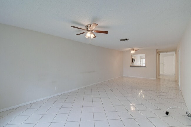 5710 Princess Palm Ct in Delray Beach, FL - Building Photo - Building Photo