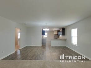 7249 Jebson Pass in San Antonio, TX - Building Photo - Building Photo