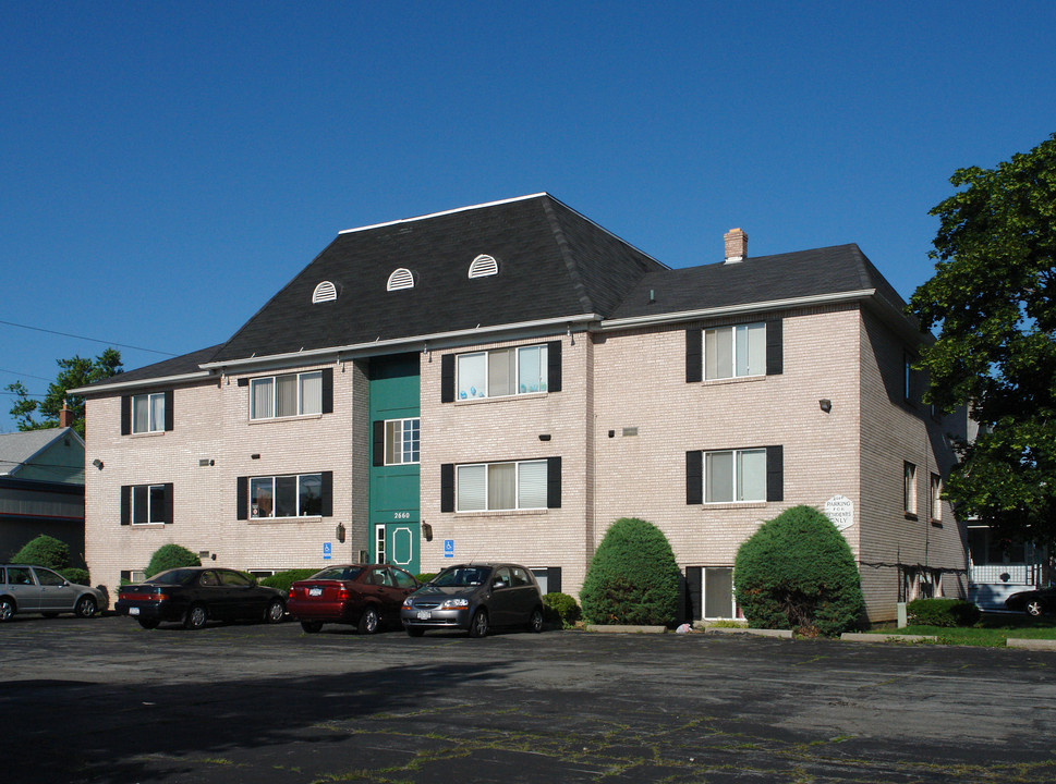 2660 Elmwood Ave in Tonawanda, NY - Building Photo