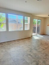 25031 Quince Hill St in Murrieta, CA - Building Photo - Building Photo