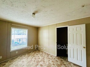 9765 Old Mill Rd in Navassa, NC - Building Photo - Building Photo