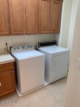 10691 Fire Poppy Cir in Reno, NV - Building Photo - Building Photo