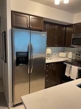 51-951 Lower Simcoe St in Toronto, ON - Building Photo - Building Photo