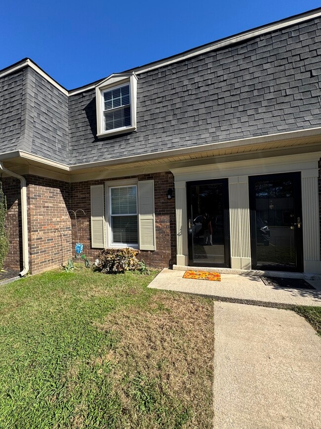 property at 1010 Country Club Rd