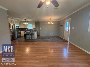 4706 Casper Dr NE in Roanoke, VA - Building Photo - Building Photo