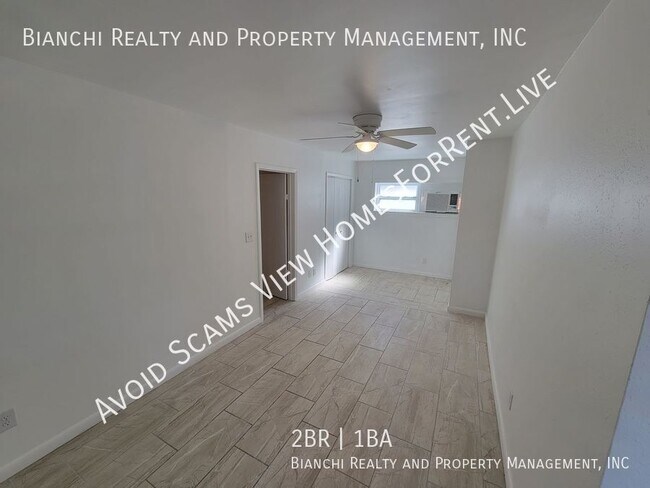 1225 Bermuda St in Clearwater, FL - Foto de edificio - Building Photo