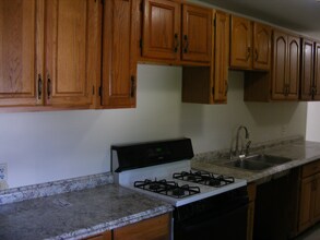 164 South St in Glens Falls, NY - Building Photo - Building Photo