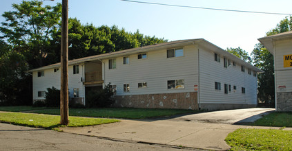 833 Ohio Ave in Youngstown, OH - Building Photo - Building Photo