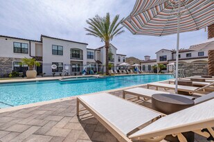 Stella Luxury Apartment Homes in San Tan Valley, AZ - Building Photo