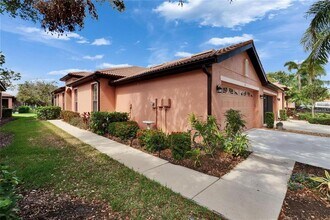 178 Shell Falls Dr in Apollo Beach, FL - Building Photo - Building Photo
