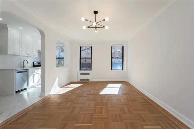 415 Ocean Pkwy in Brooklyn, NY - Building Photo - Building Photo