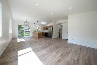 3052 16th St NW in New Brighton, MN - Building Photo - Building Photo